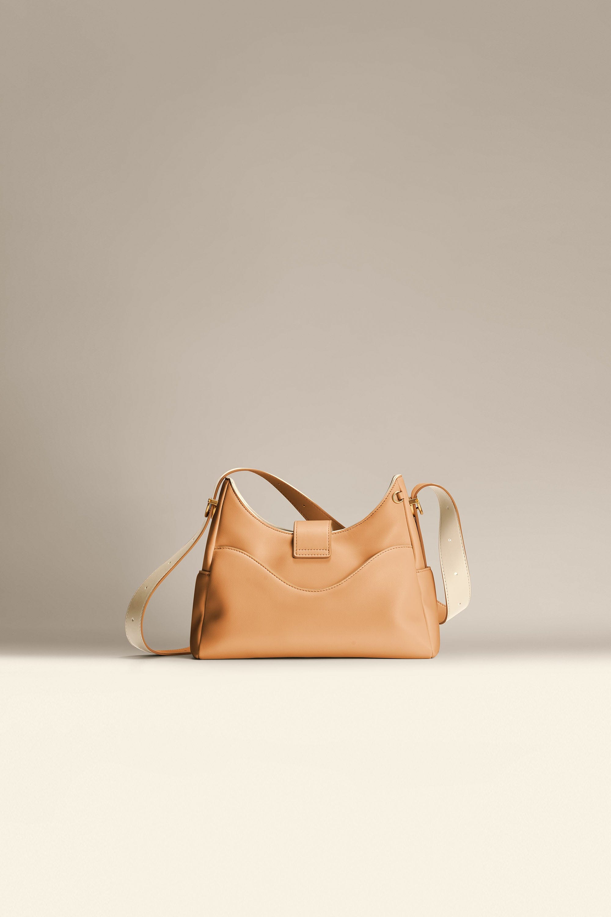 OLEADA NYC Mini Hobo Bag > Women Leather Bag For All Occasions > Compact Capacity Bag > Shoulder Bag > Convertible To Handbag Mini Reverie Hobo