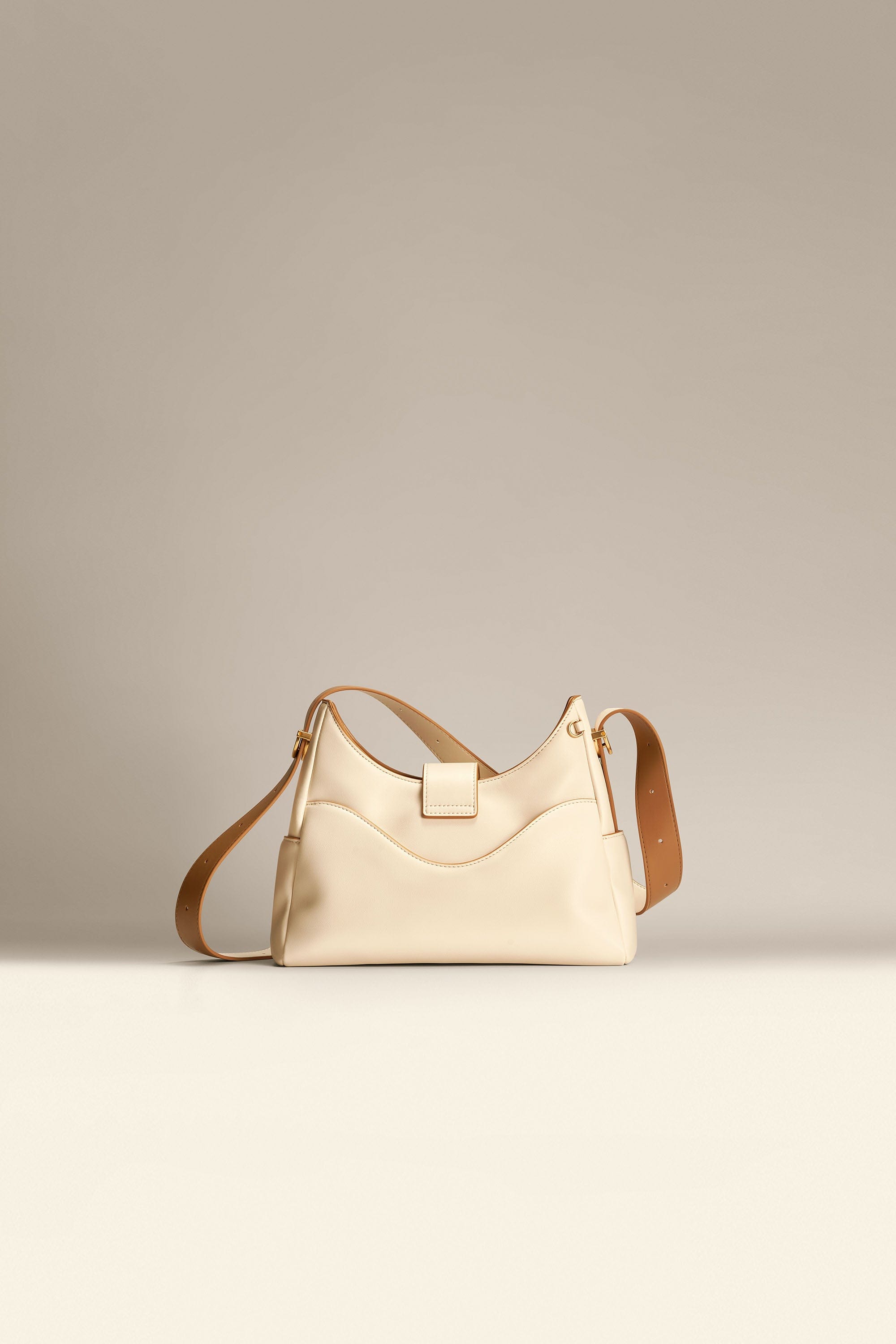 OLEADA NYC Mini Hobo Bag > Women Leather Bag For All Occasions > Compact Capacity Bag > Shoulder Bag > Convertible To Handbag Mini Reverie Hobo