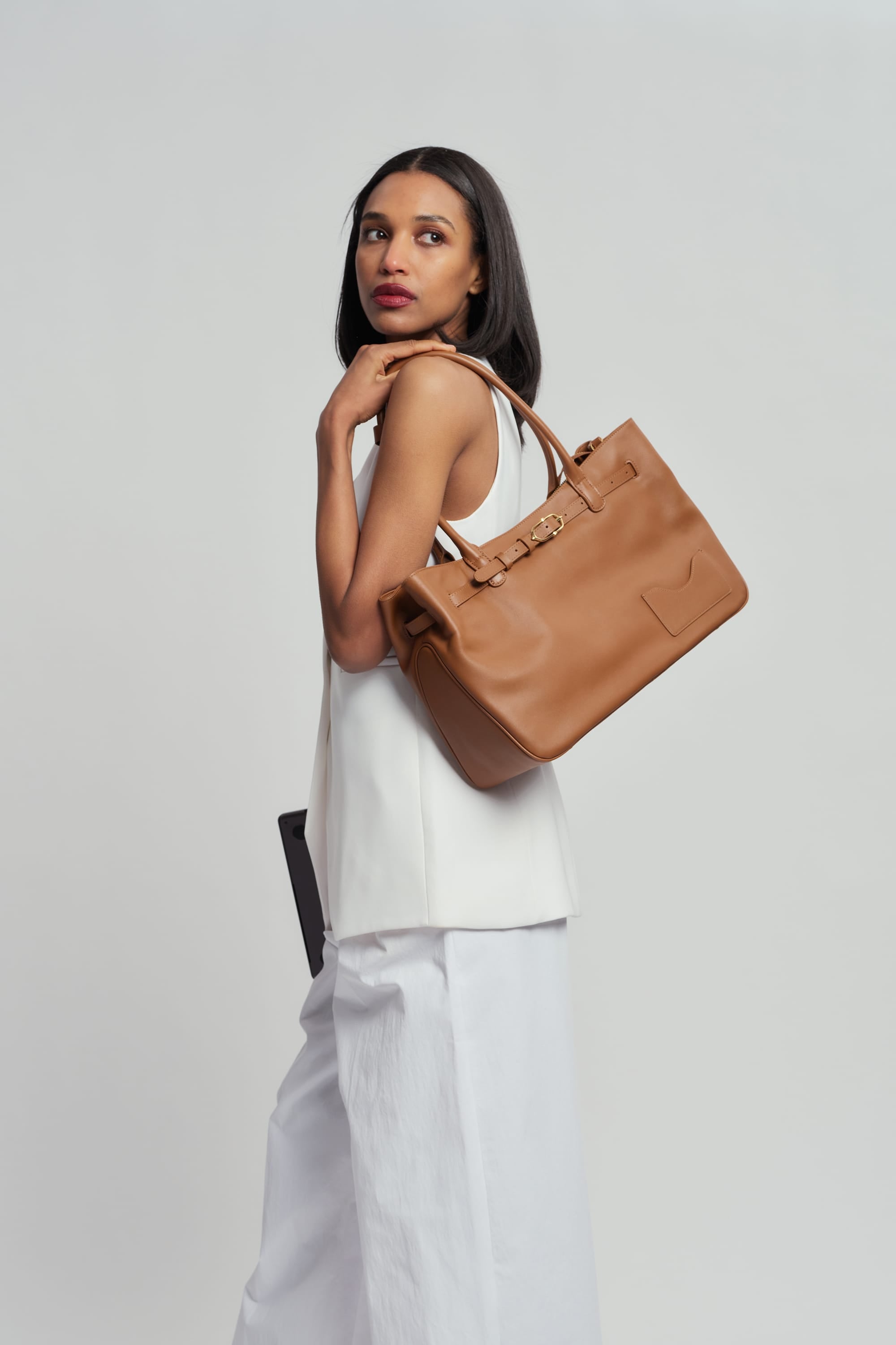 OLEADA NYC Tote Bag > Leather Tote Bag For Women > Mini Handbag > Convertible To Shoulder Bag > Fits 14" laptop> Marina Tote