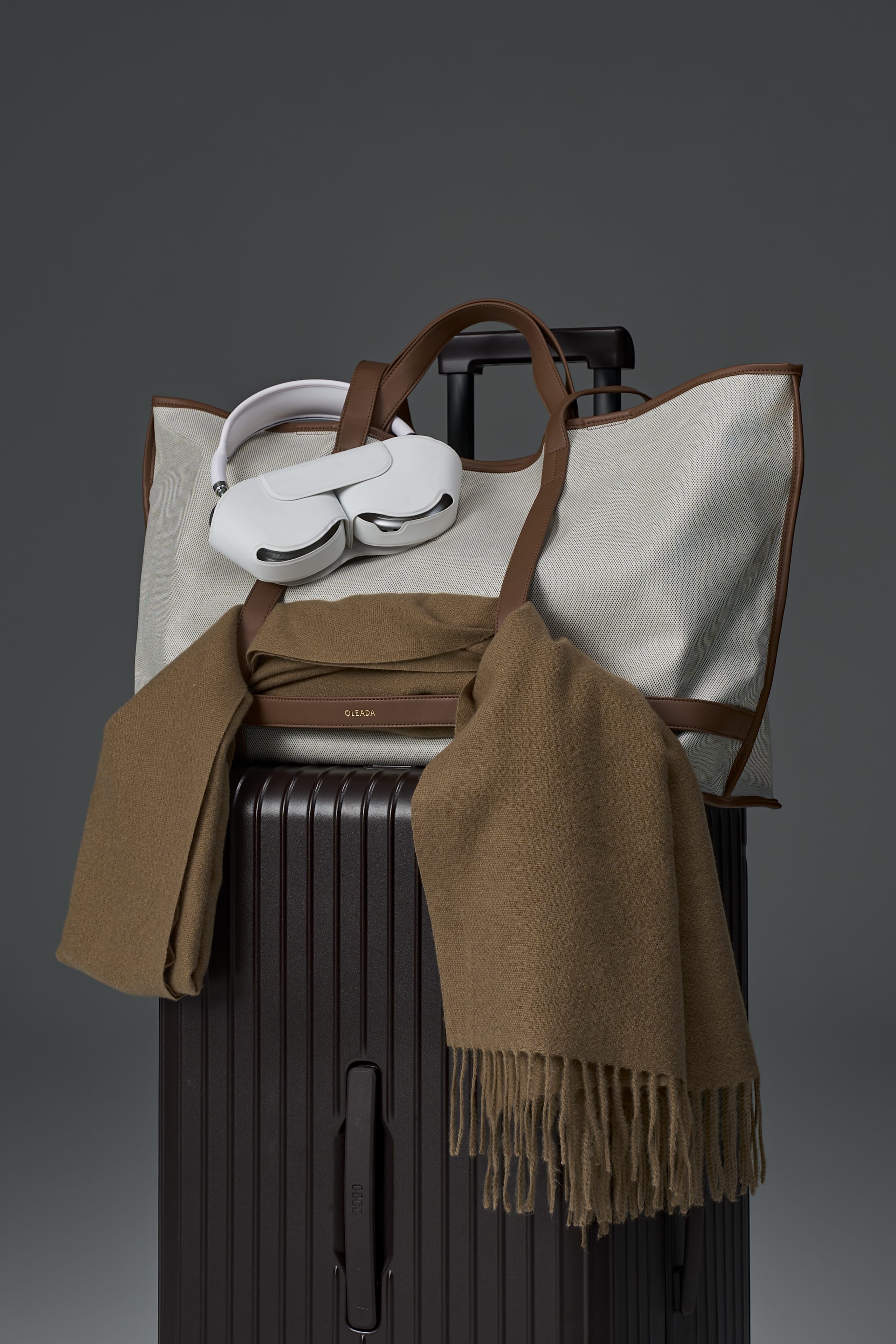 OLEADA NYC Women Work Bag > Leather Bag > Business Travel Beach Bags> Fits Up To 16'' Laptops Coast Beach Tote