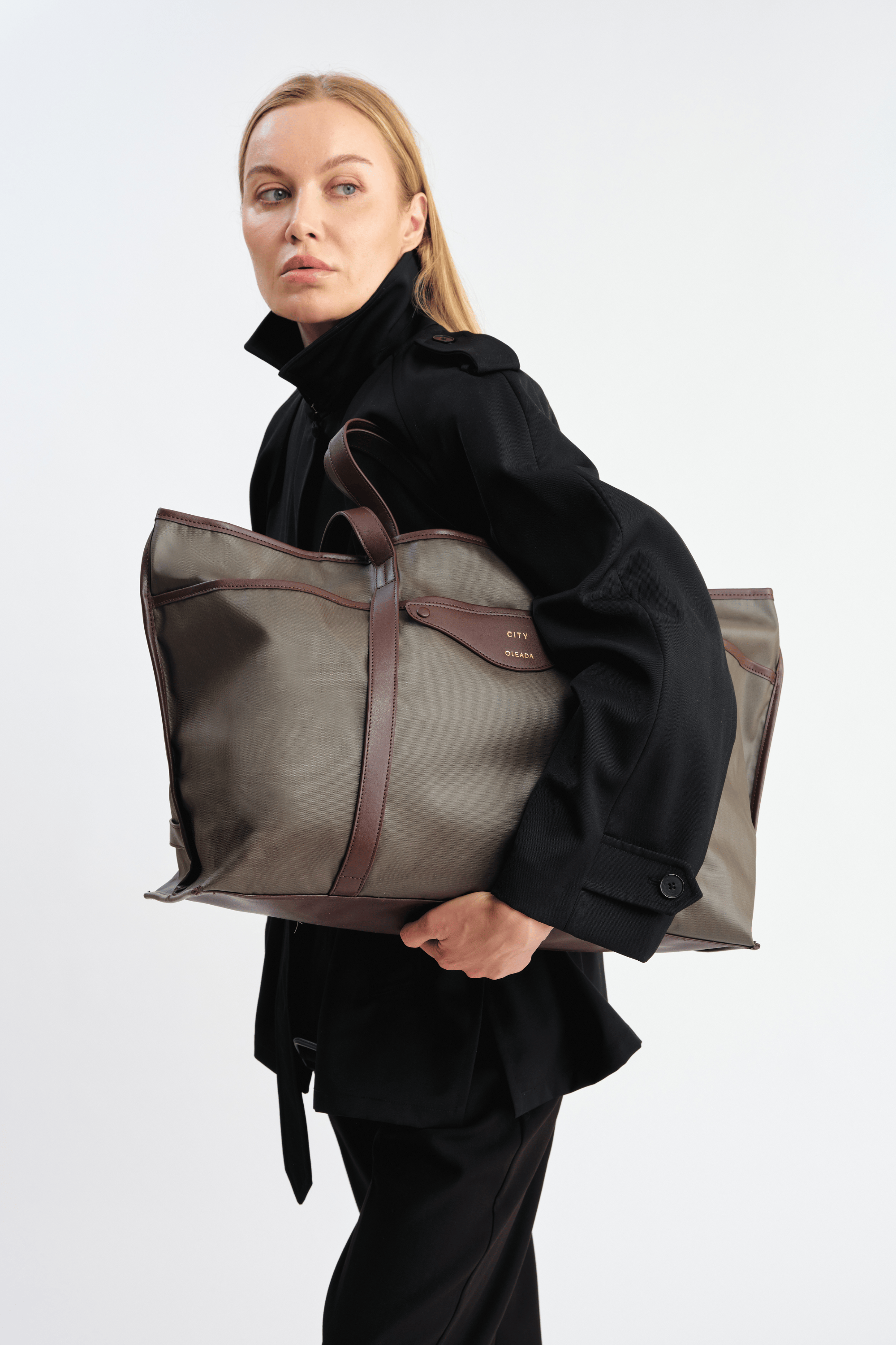 OLEADA NYC Women Work Bag > Leather Bag > Business Travel Beach Bags> Fits Up To 16'' Laptops Coast Beach Tote
