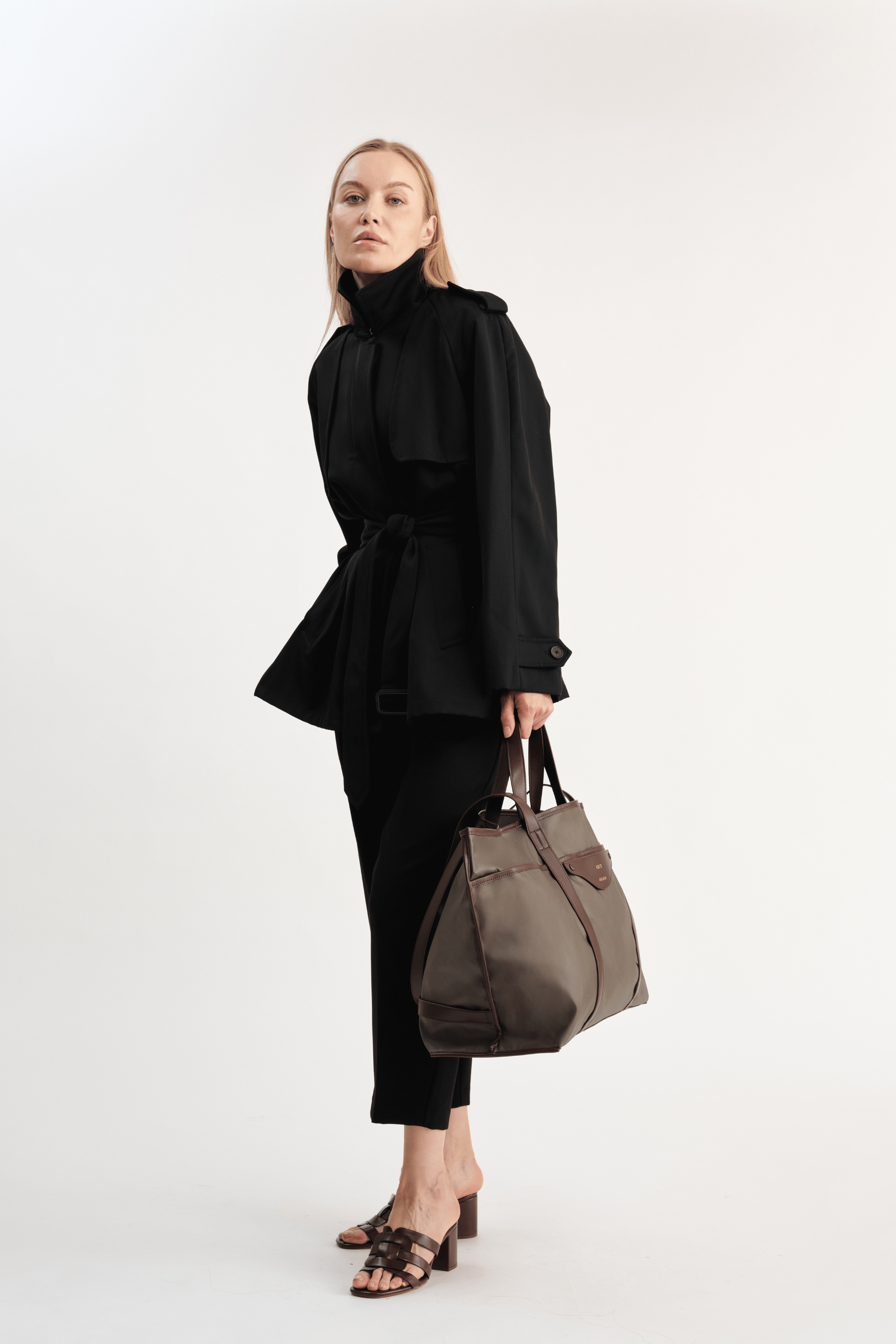 OLEADA NYC Women Work Bag > Leather Bag > Business Travel Beach Bags> Fits Up To 16'' Laptops Coast Beach Tote