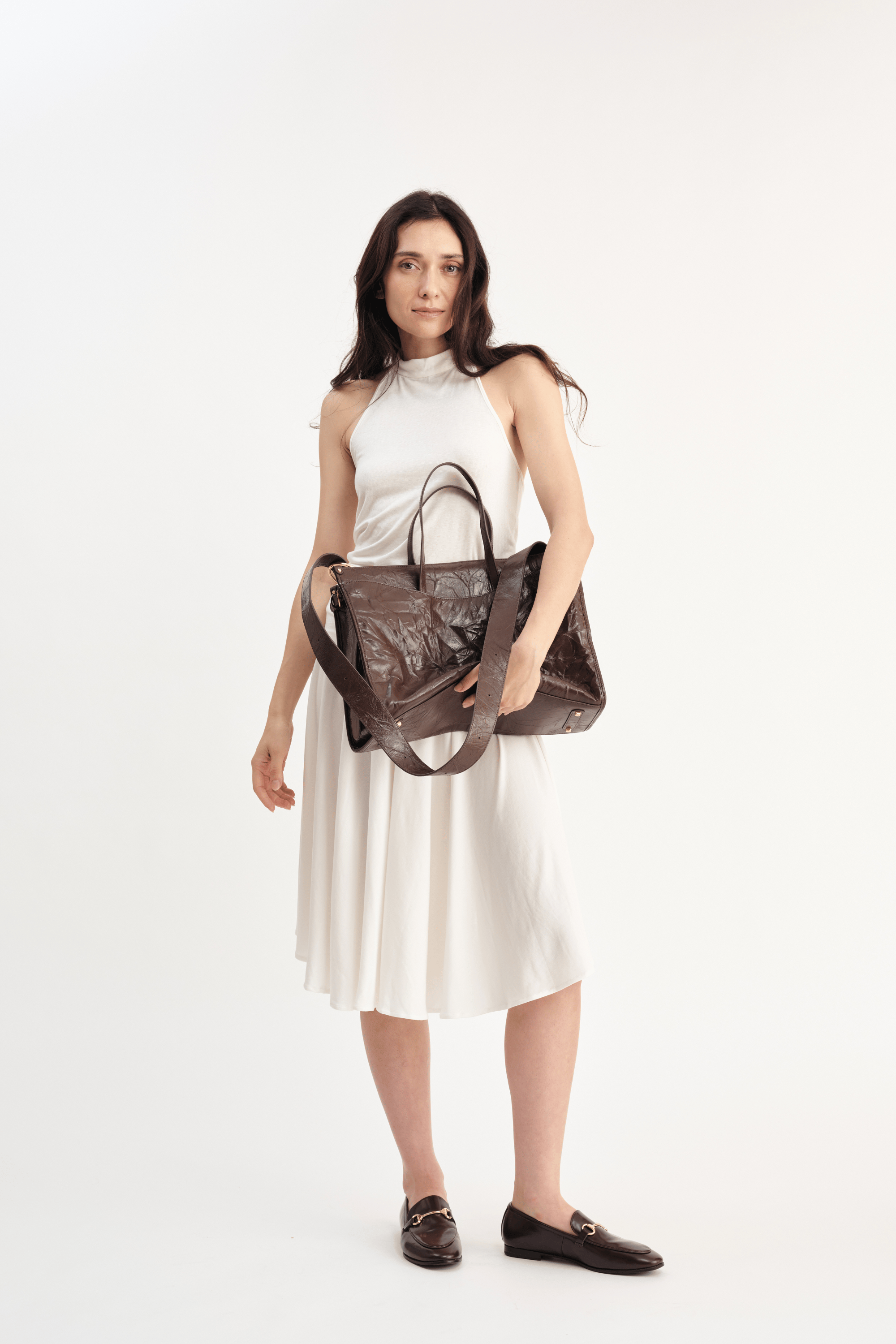 OLEADA NYC Work Tote Bag > Leather Work Tote For Women > Large Capacity Bag > 16 Inch Laptop Bag > Convertible To Shoulder Bag Reverie Tote
