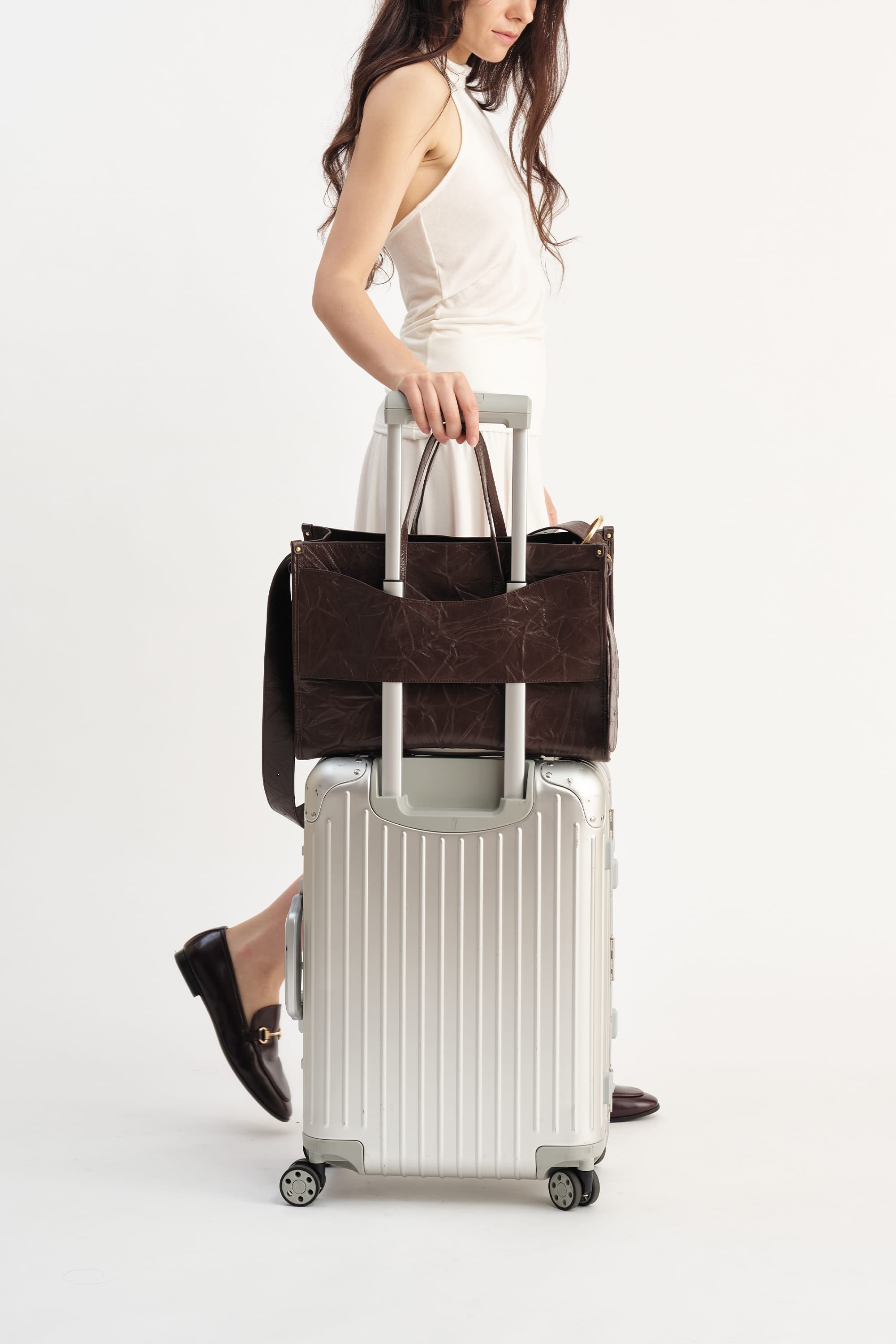 OLEADA NYC Work Tote Bag > Leather Work Tote For Women > Large Capacity Bag > 16 Inch Laptop Bag > Convertible To Shoulder Bag Reverie Tote