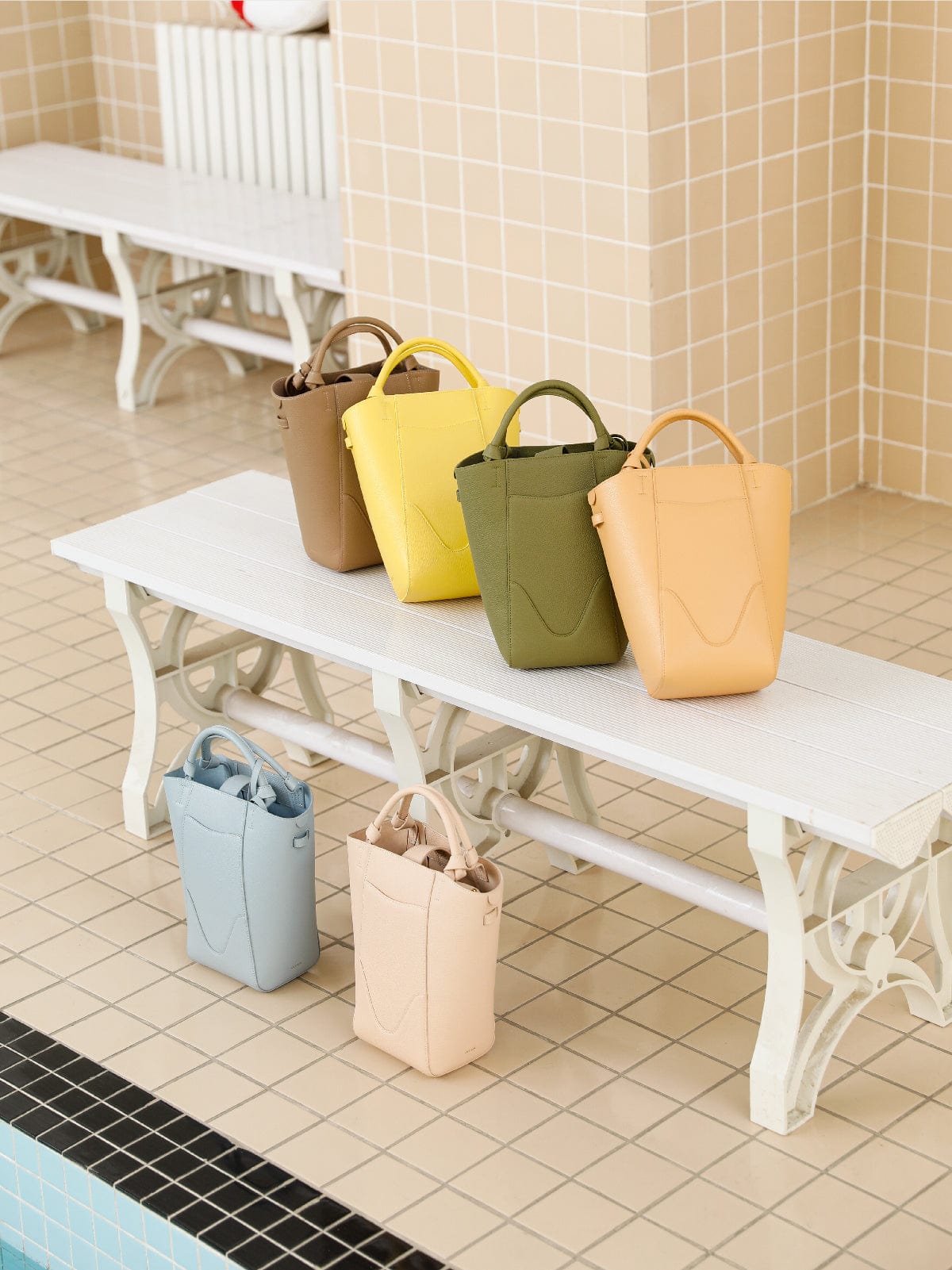 Oleada Mini Marina Bucket Bag