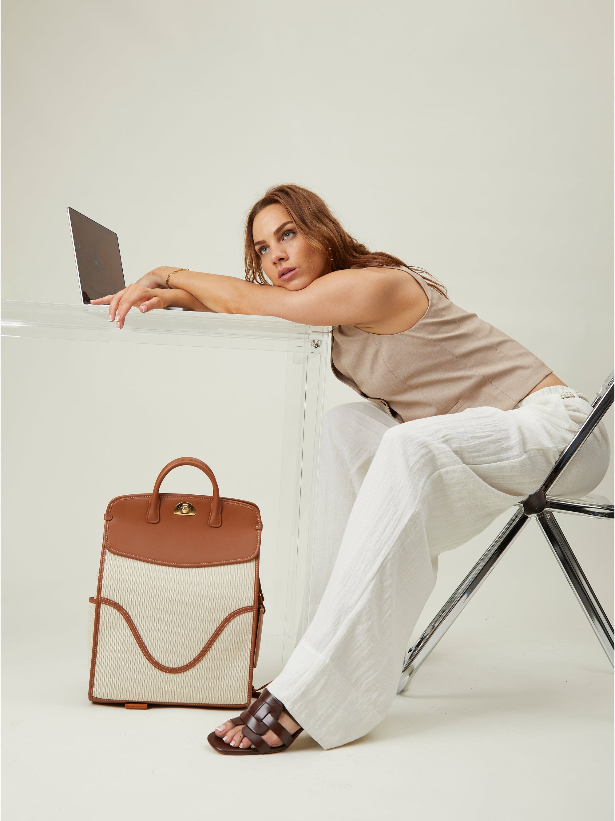 OLEADA Women Work Bag > Leather Bag > Business Travel Backpack > Fits Up To 14'' Laptops Coast Backpack Sand